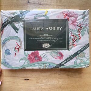 VTG Laura Ashley Rosalind Rose Scalloped Edge TWIN Flat Sheet NEW Old Stock‎